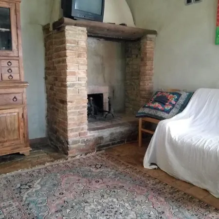 Villa Santa Vittoria Sleeps 2 Pool Wifi